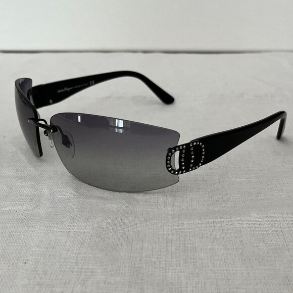 Salvatore Ferragamo Sunglasses - Authentic - Picture 6 of 17